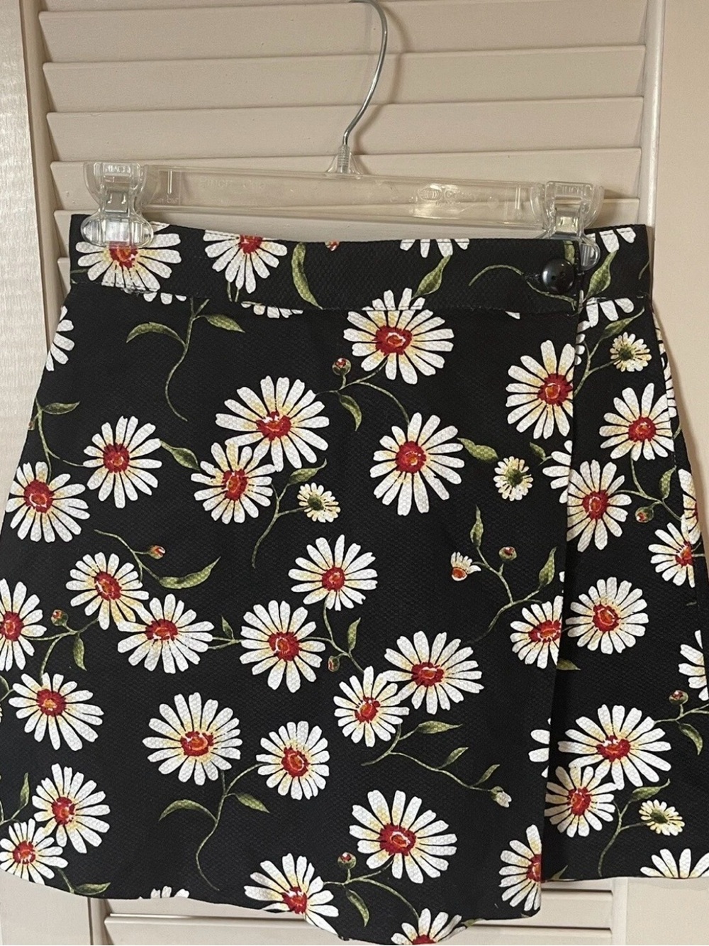Vintage Floral Daisy A-Line Skort - Black/White